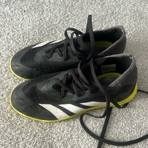 Boys Nike Predator indoor shoes gently used